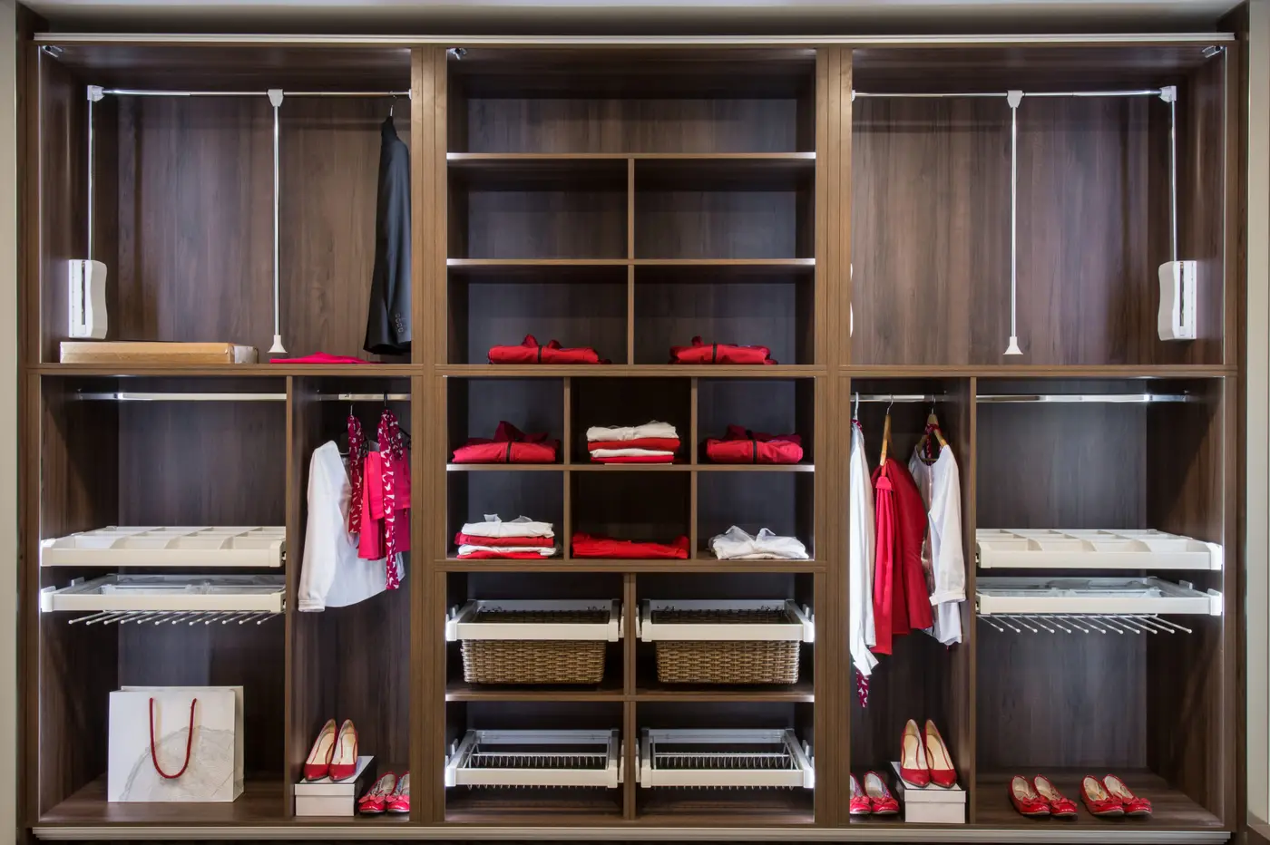 Wardrobe Interior Oak